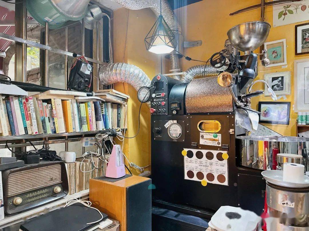 我还真的有点"小心机"了一把,店内云南单品豆除了两支铁皮卡之外,其他