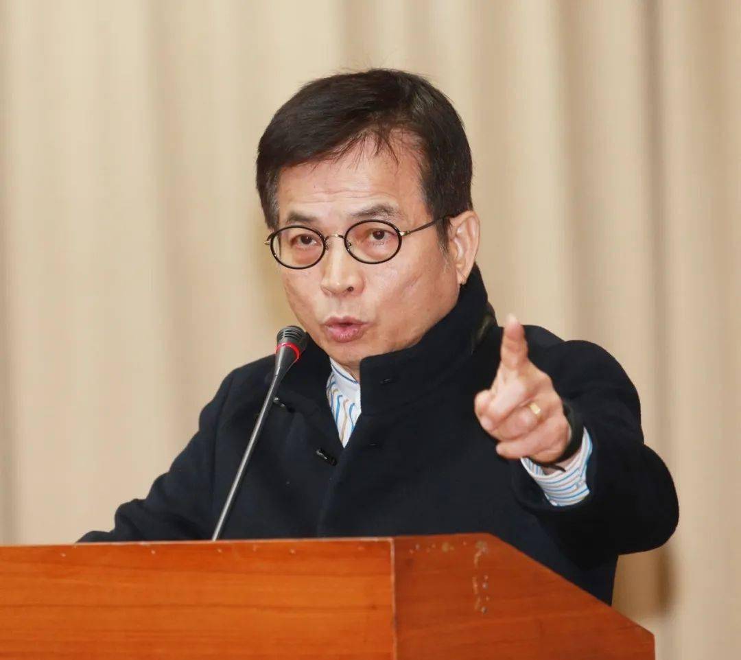 每月爽领六万退休金,陈明通安全下车_教育_籍民_学术