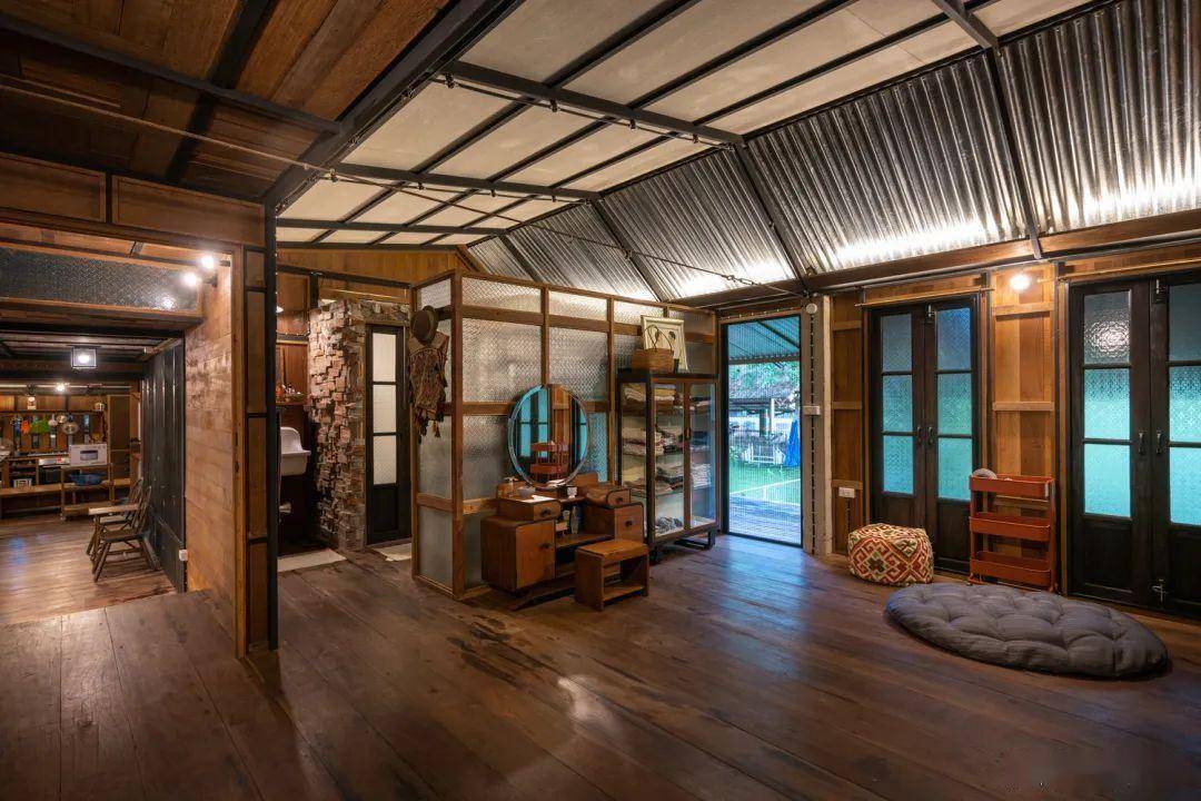 摄影:rungkit charoenwat地址:泰国 sing buri, thailand设计公司