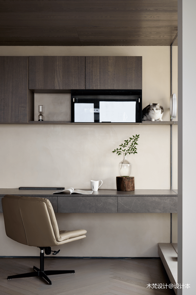 语文老师独居105㎡现代简约家:岛台餐桌,独立猫房,超大办公区_空间