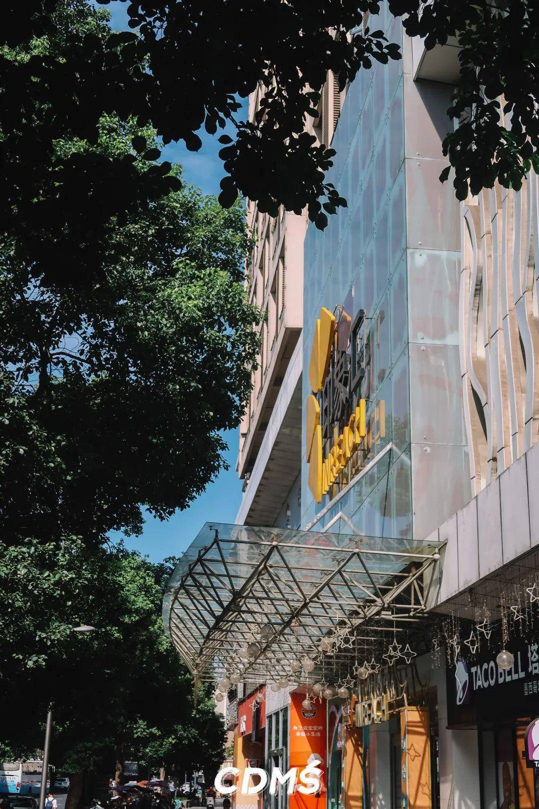 成都营门口立交下面的秘密美食地:为民路_肥肠粉_味道_馆子