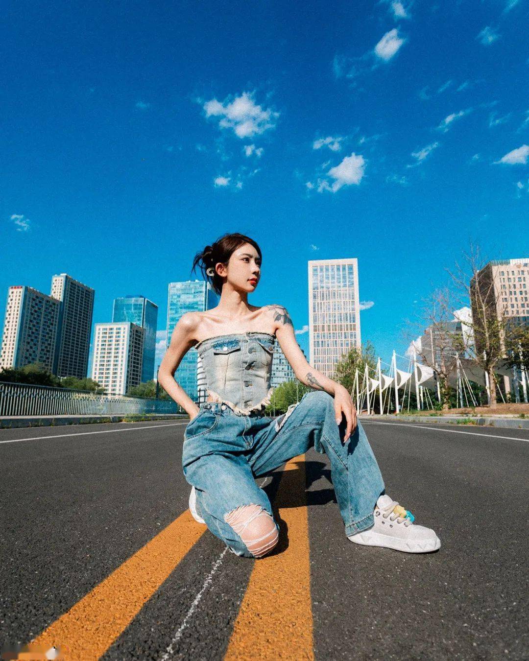 超火的「钻石鞋」小姐姐上脚太美了!_destiny_diamond_面包