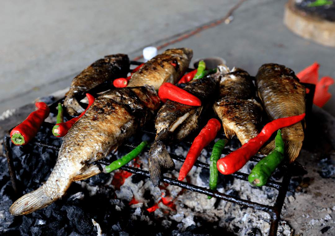看"村超",品美食,游美景.这个夏天,一定要来榕江体验一次"村超"之旅!