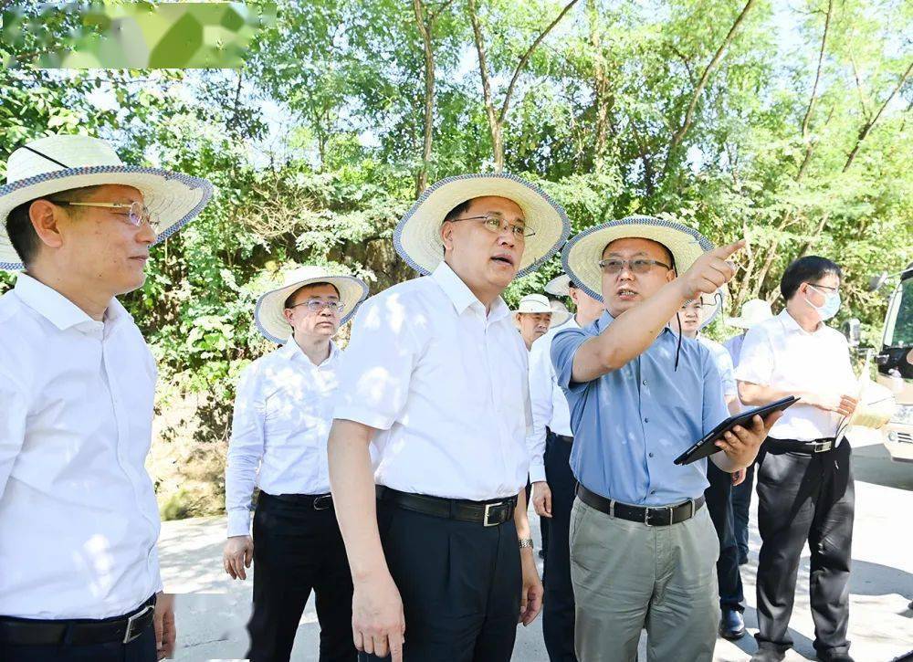 要闻丨袁家军赴綦江区检查指导防汛防灾工作时强调 坚持人民至上生命