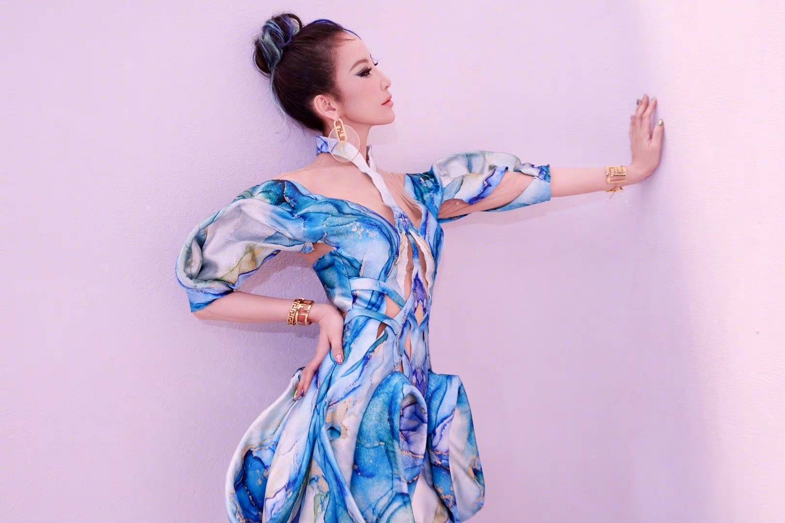 李安悼念李玟：怀念她，难忘奥斯卡颁奖典礼上的她_搜狐网