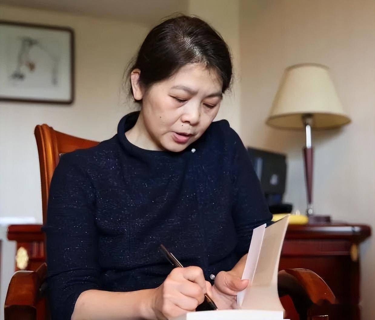 迟子建的8条写作心得,值得收藏 | 跟名家学写作_小说_生活观_语言