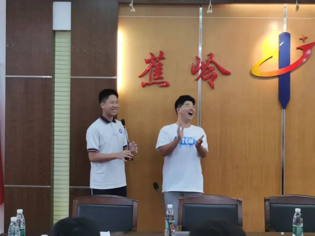 蕉岭中学与上海市晋元高级中学举办尖子生座谈交流会_同学_两地_生活