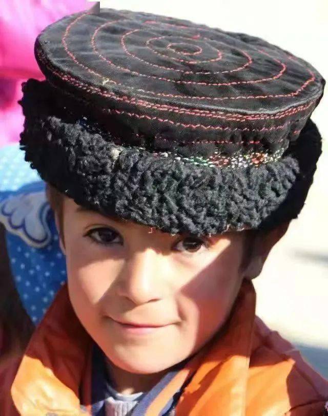 56个民族特色民俗——塔吉克族_鹰笛_鹰舞_节日