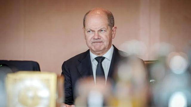 图源:dpa德国巴伐利亚王室后裔,家族企业掌门人柳特波德王子即持
