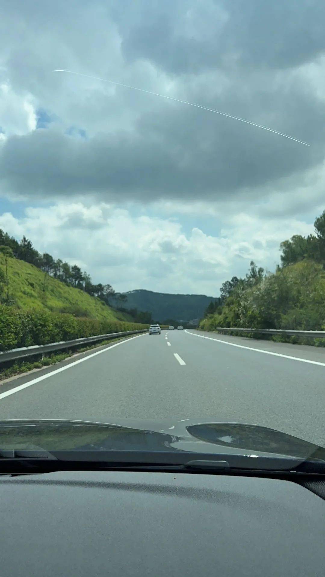 这款宝马5系的归宿是高速?车主开着540i跑完620km后的感悟是.