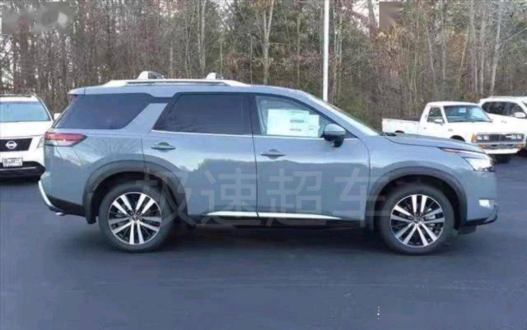 海外实拍日产探路者,7座家用suv,定位类似汉兰达,相当大气_搜狐汽车