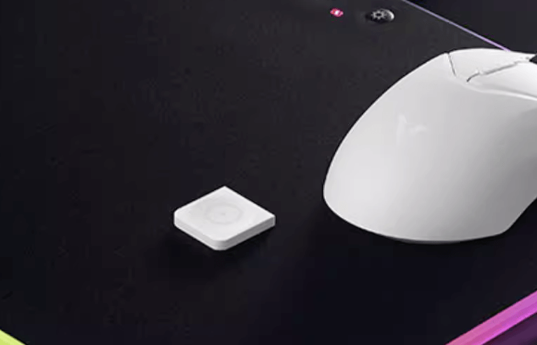 雷柏推出鼠标周边产品：有V10RGB无线充电游戏鼠标垫以及V2M 4K接收器