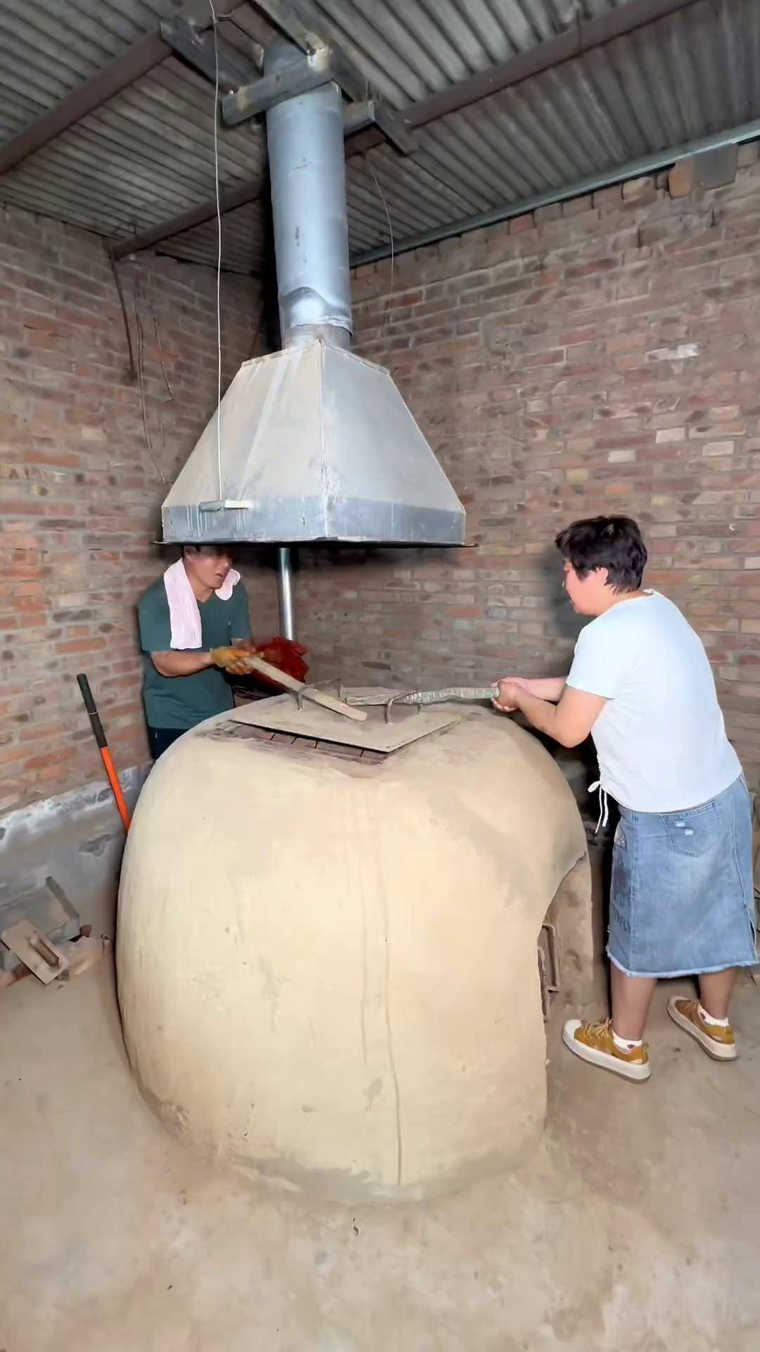 静海美食 东北特色土窑坑烤 美食创作人计划 端午节 大口吃肉 抖音