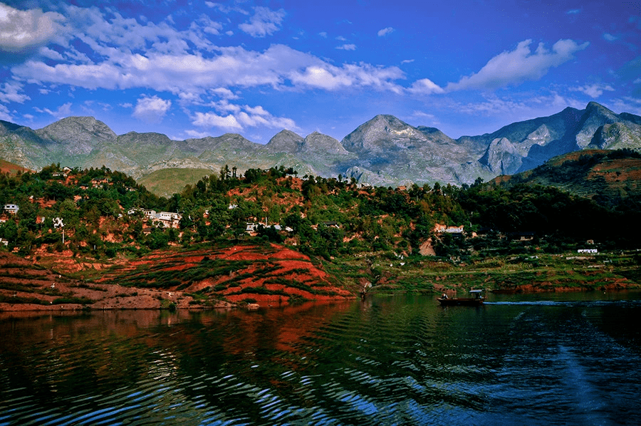 图片来源于景区修文桃源河是贵州久负盛名的漂流胜地,素有"黔中第一漂