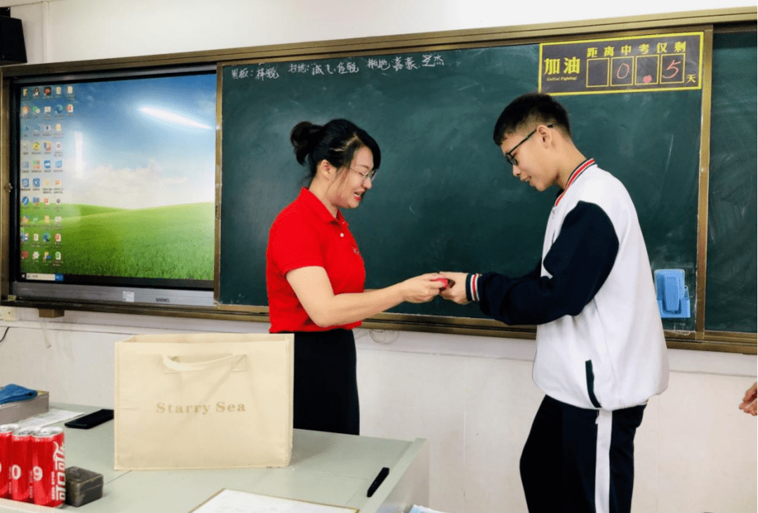 来看张槎中学优秀学子的"制胜法宝"_同学_成绩_梓俊