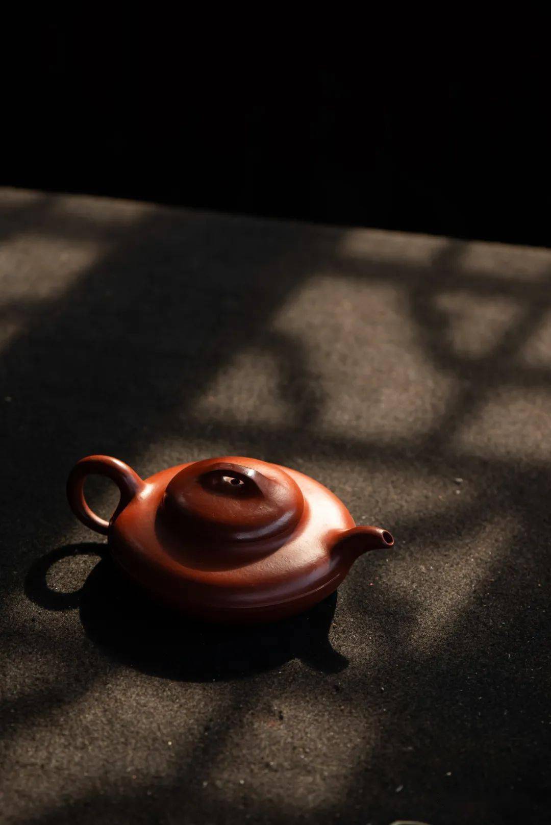 紫韵天成 · 2023春拍 | 张杏娟 · 线圆_紫砂_台北_拍卖会