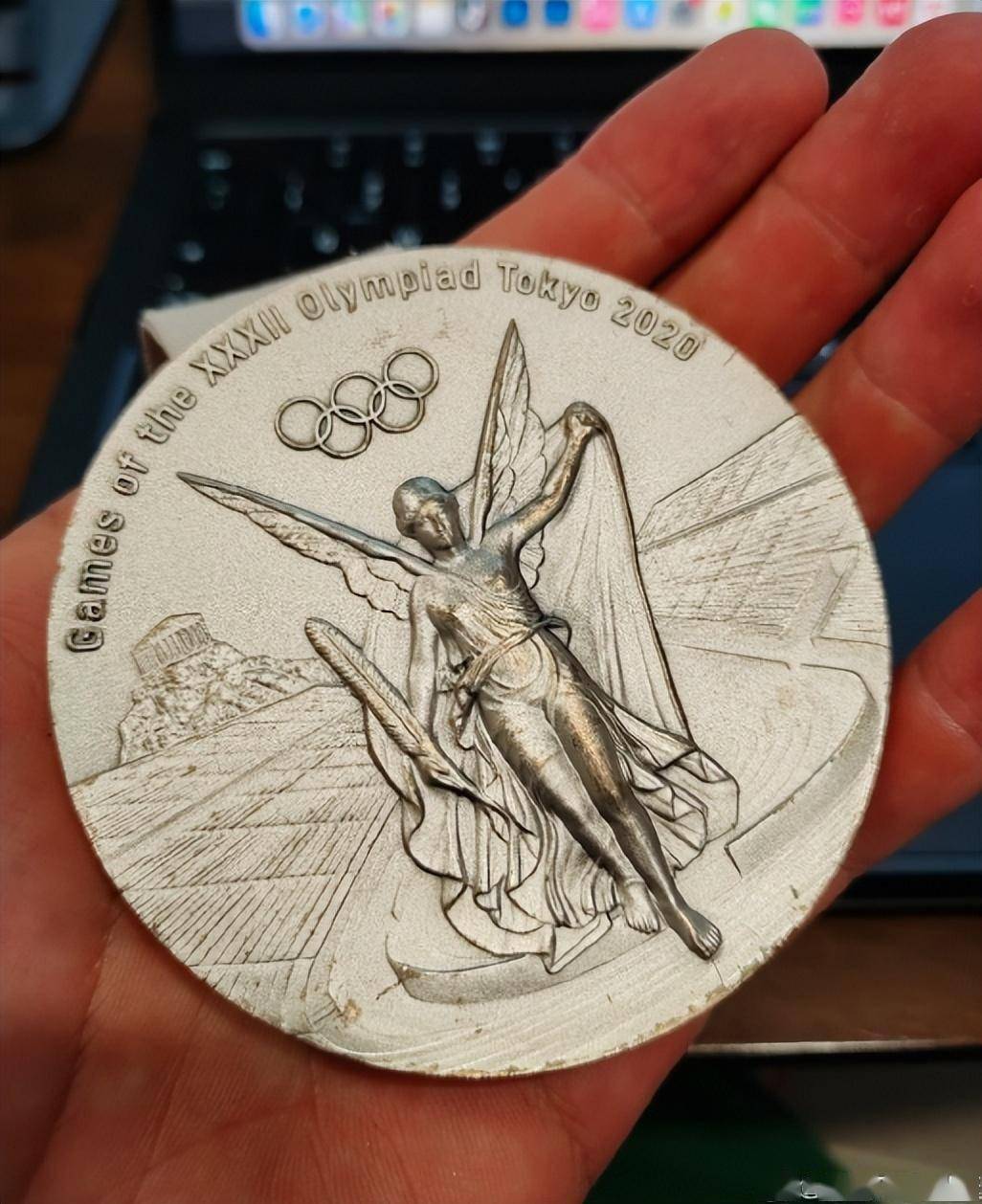 运动员发文吐槽,冲上热搜…_奖牌_郑鹏飞_金牌