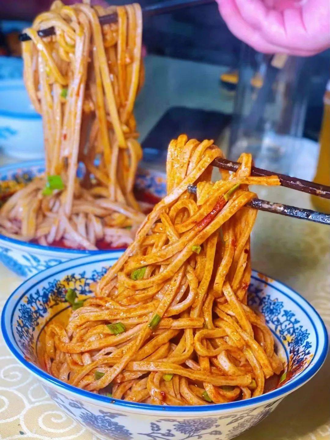 【陕西·面食】合阳第一美食——踅面 油不腻,香辣酸麻鲜占全!