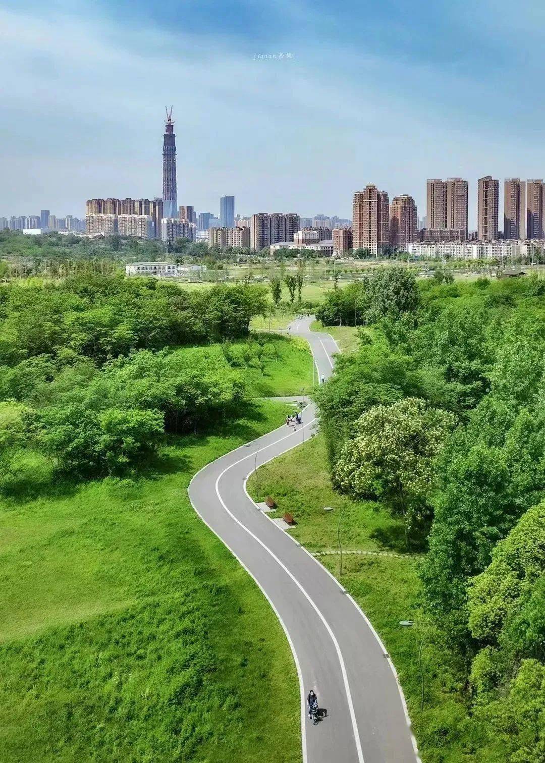 我们准备好了丨借大运之势 促城市蝶变_公园_摄影_龙泉驿