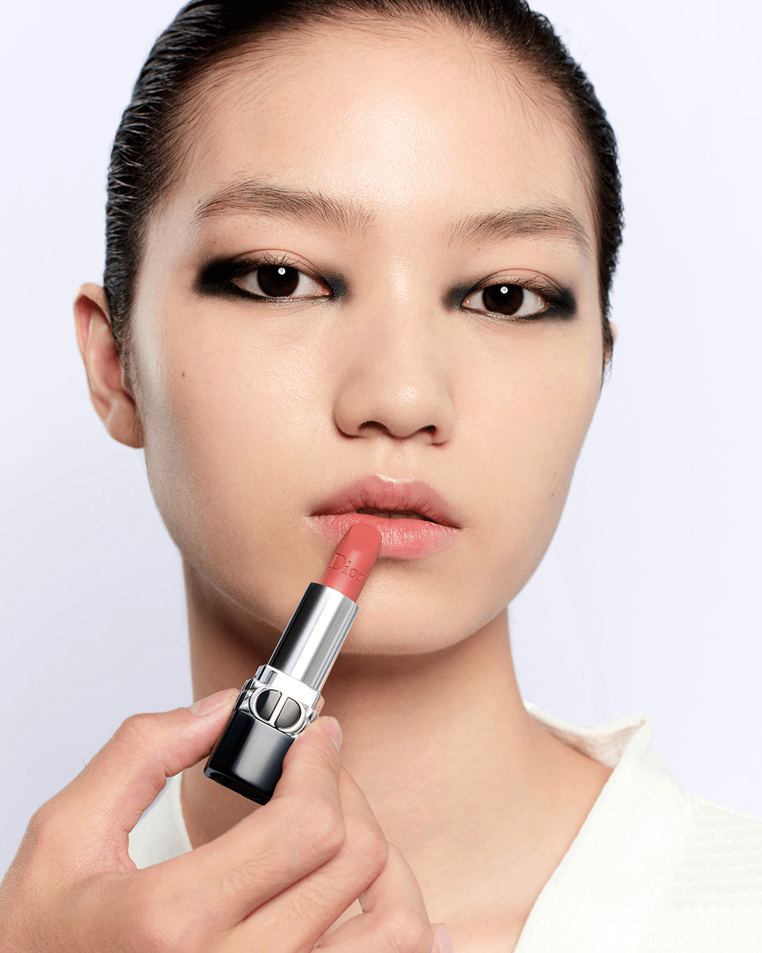 迪奥二零二三秋冬成衣系列深圳发布秀 秀场妆容