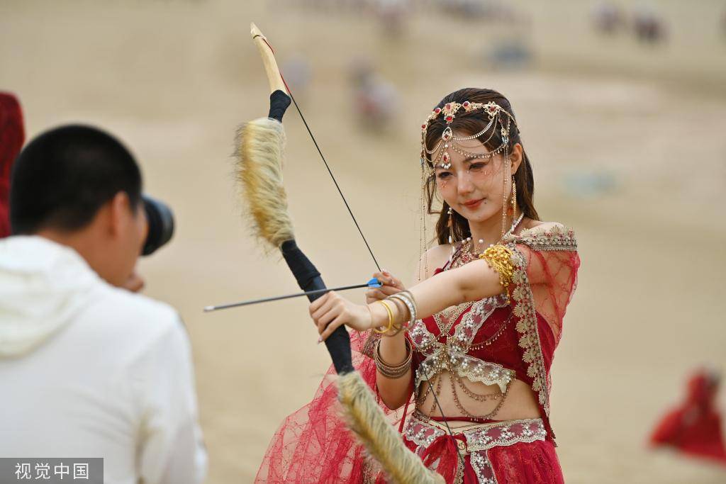 甘肃酒泉 敦煌"飞天旅拍"持续走红_高清_图片