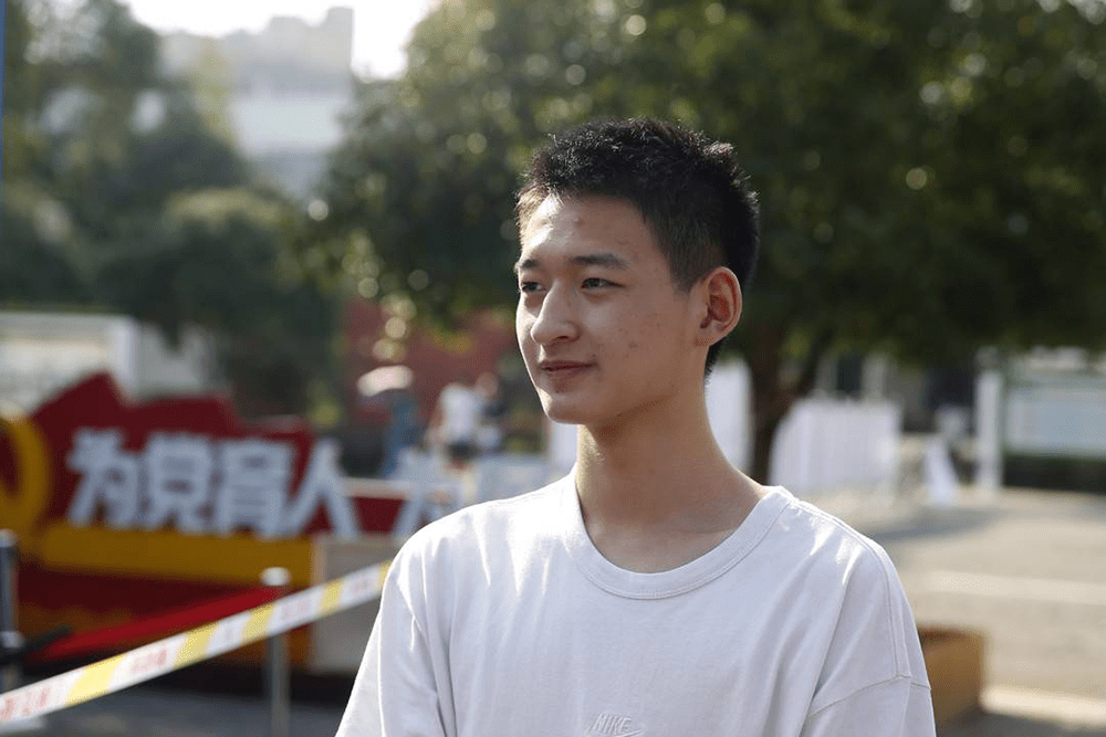 恭喜!北京大学录取!_郎铮_红安_敬礼