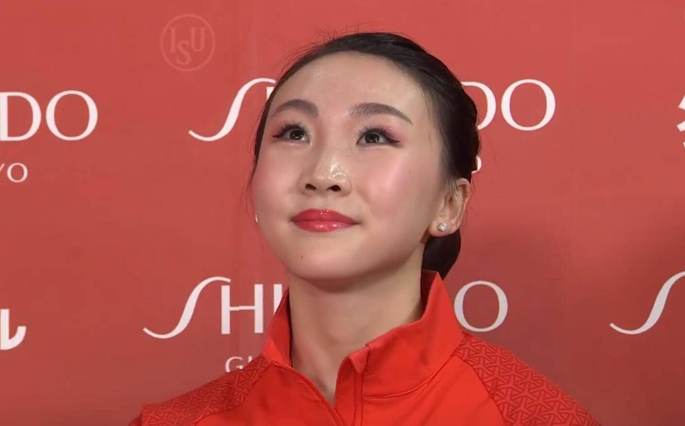 中国花滑女神李安其因伤退役,年仅18岁,出生于美国_滑冰_赛场_康复