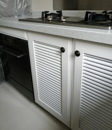 安装灶具的橱柜不通风将无法为您开通燃气