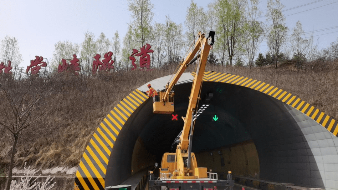 【"三抓三促"进行时】|高养所持续深入开展 g7011十天高速"示范路"