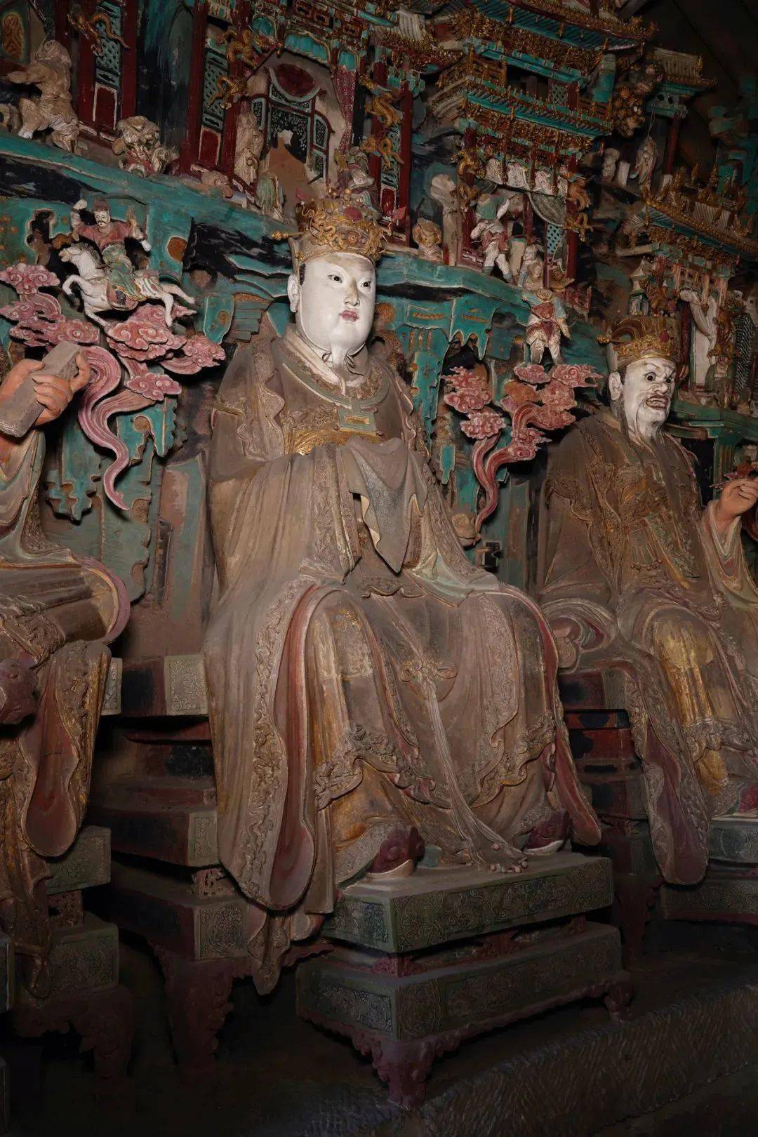 山西十大悬塑:满壁神佛人间绝唱_彩塑_宿小白_隰县