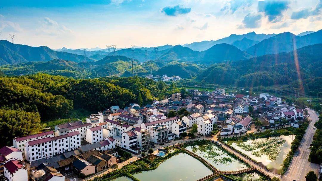 檀溪镇平湖村:旅游集散中心微改精提,提高乡村旅游接待能力