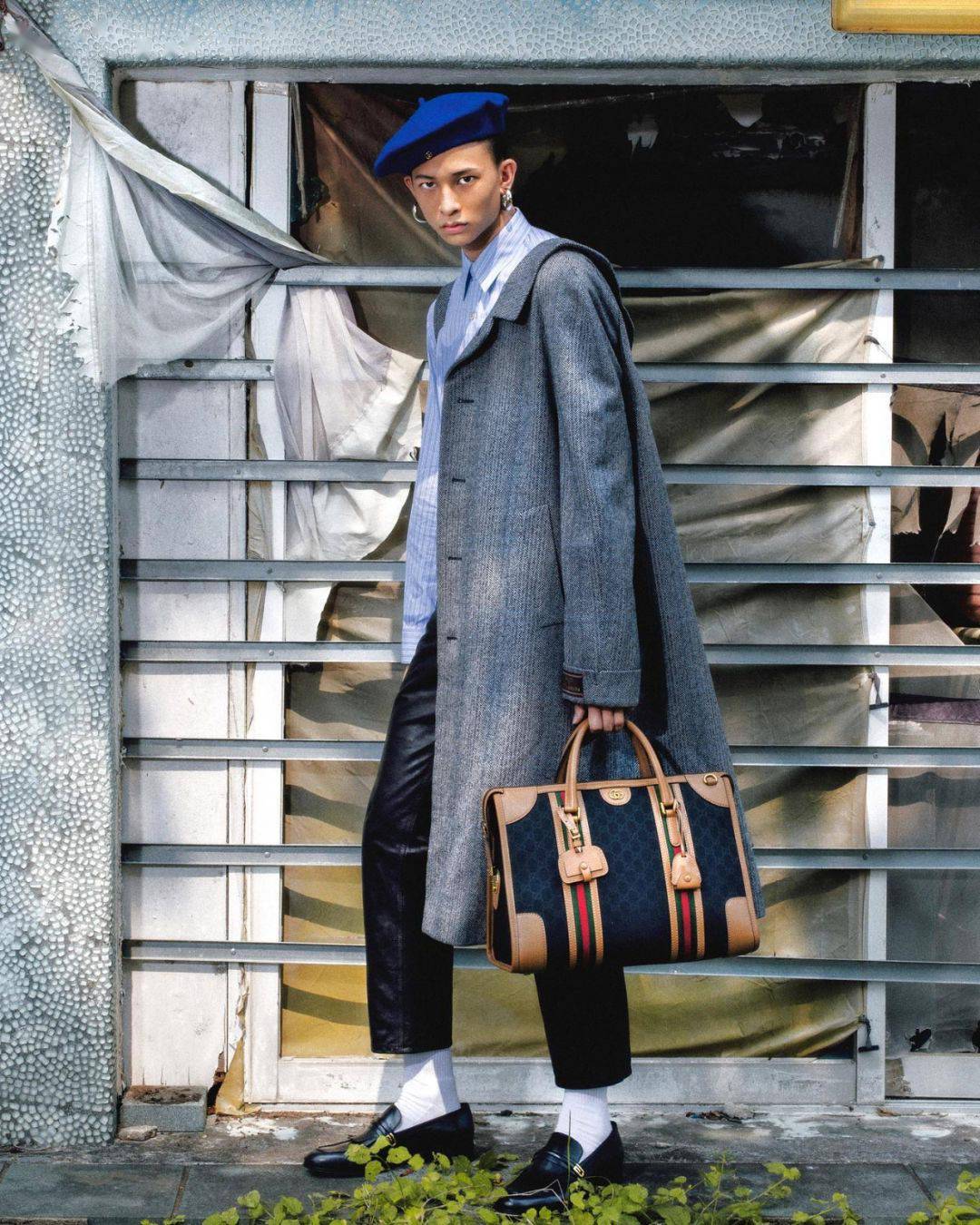 中国香港男模登上欧洲时装周,很阳刚的风格!_张以_cheung_enoch