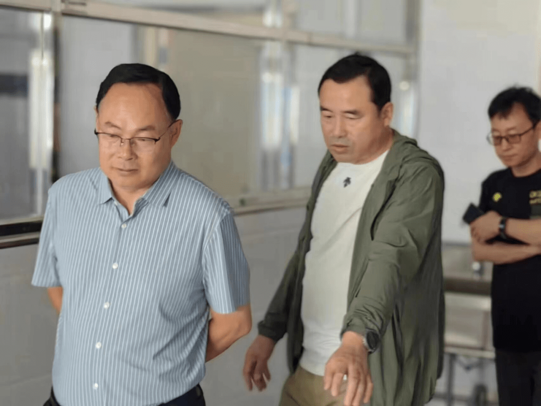 市教育局副局长金海东带队开展市直属学校在建项目安全专项检查_工作