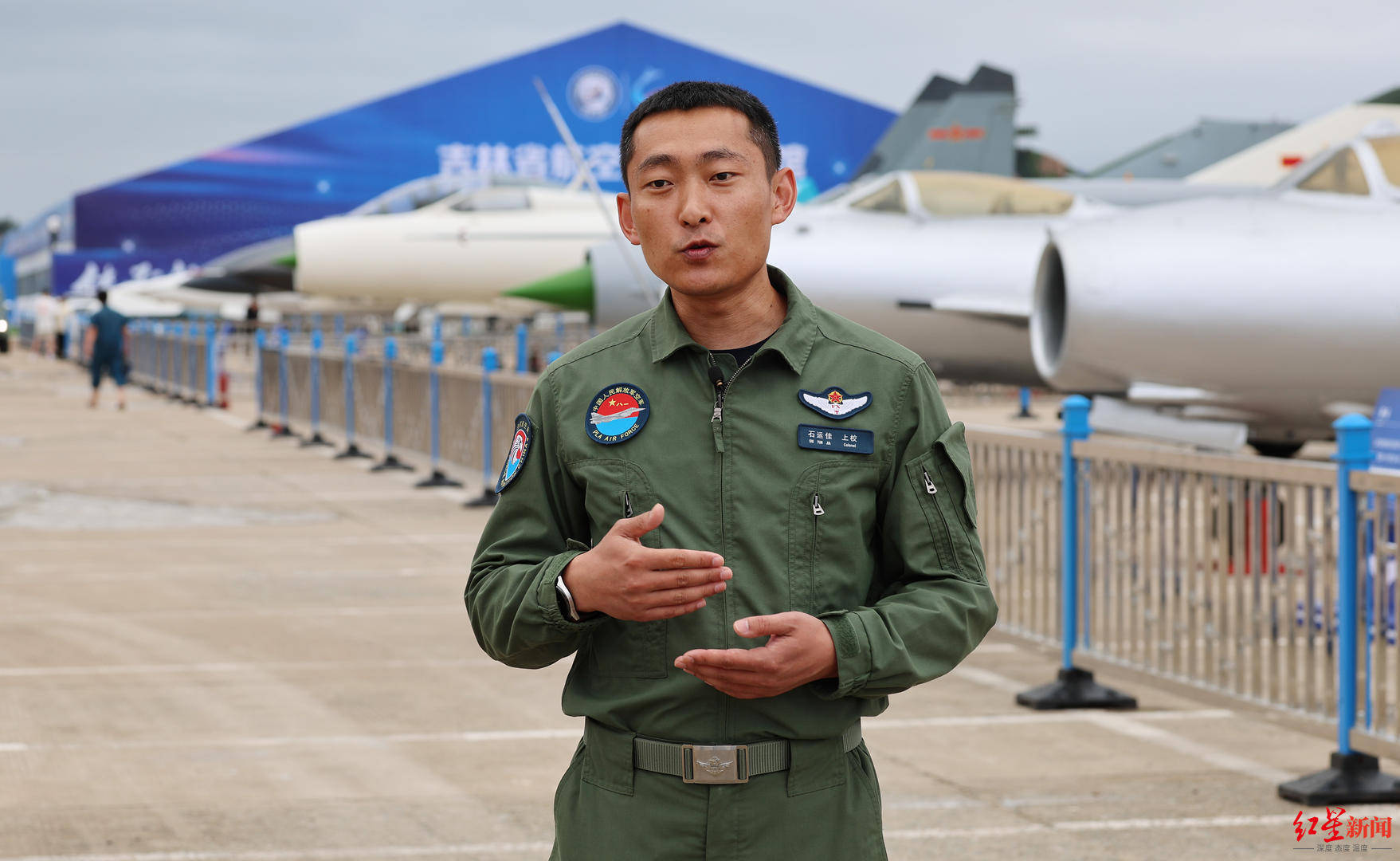 红星专访丨歼-20飞行员石运佳:歼-20不是终点,会有更好战机等待优秀