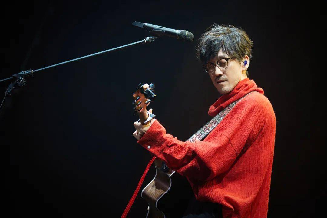 花香周传雄 来自搜狐网