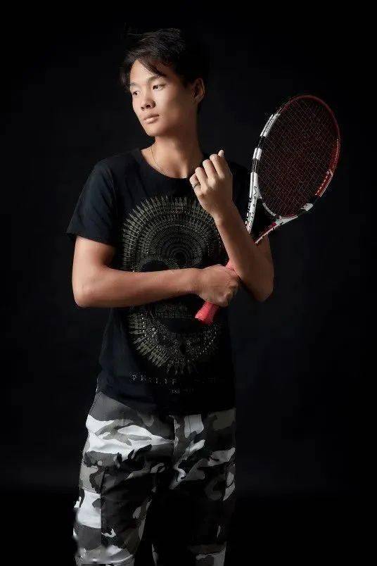 网球金雨全2022年,刘宇轩在北京体育大学国家队训练基地特许赛中获得