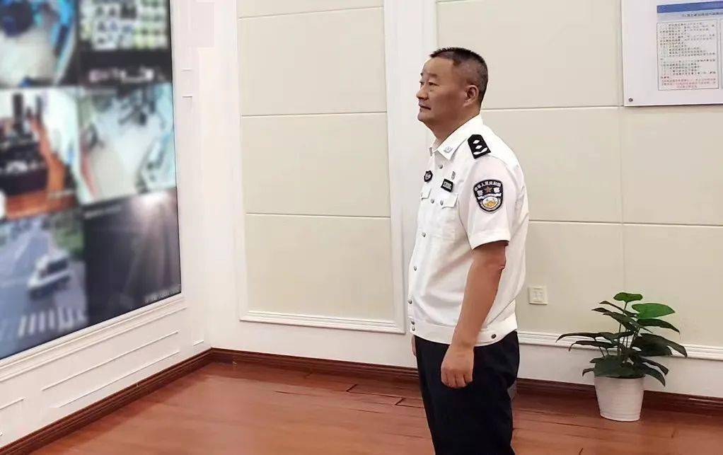 到梨园大院督导检查马杰,赵业美同志马杰同志主持召开党委扩大会,对