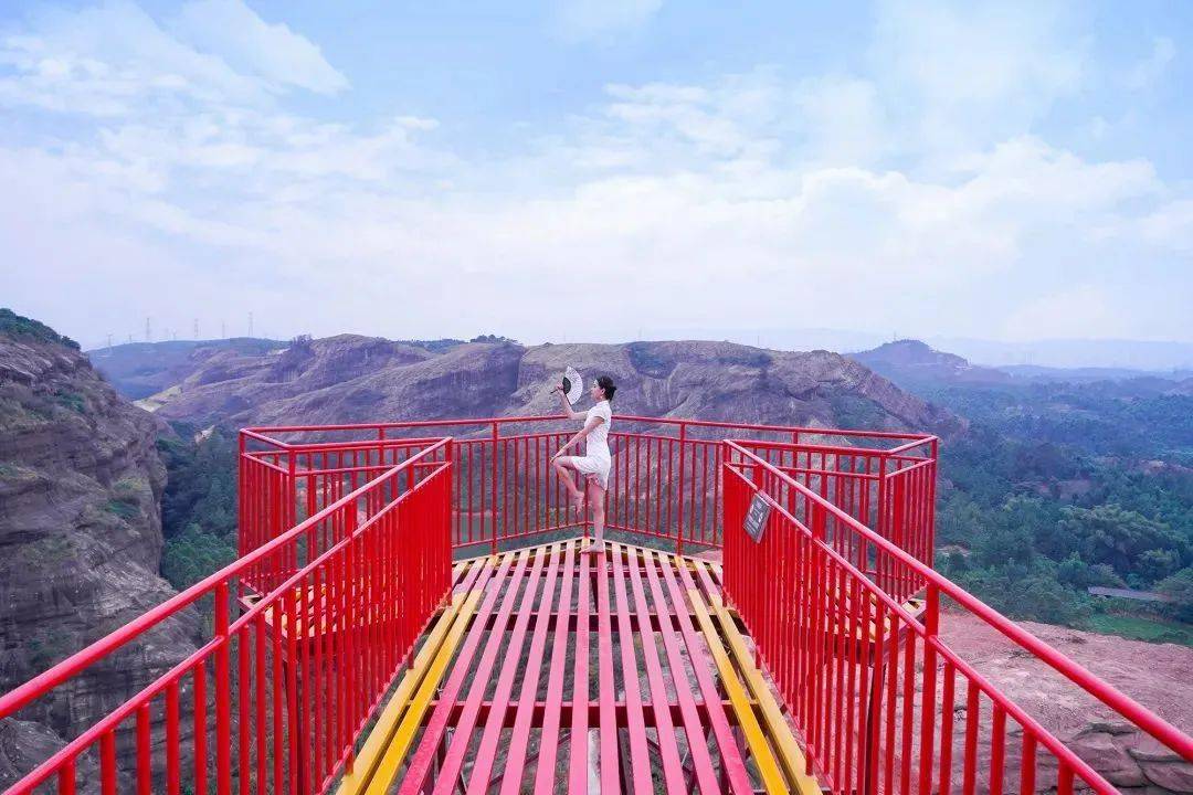 住古堡酒店,泡"美人汤",赏丹霞地貌,叹海鲜自助~_度假_夏天_温泉