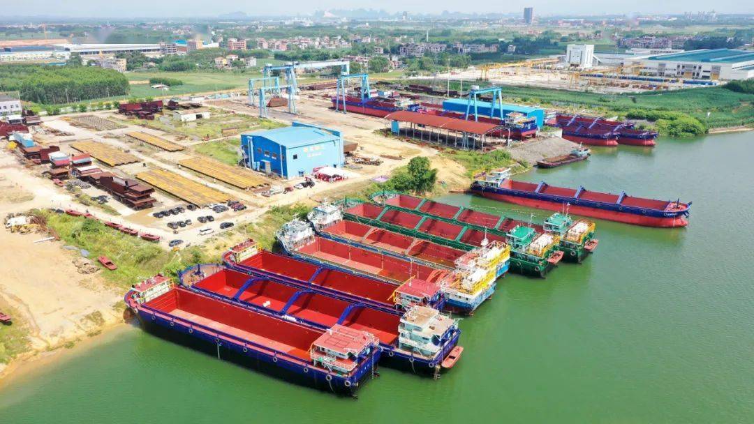 广西内河首批两艘5000吨级纯lng动力多用途船交付使用_船舶_西江_燃料