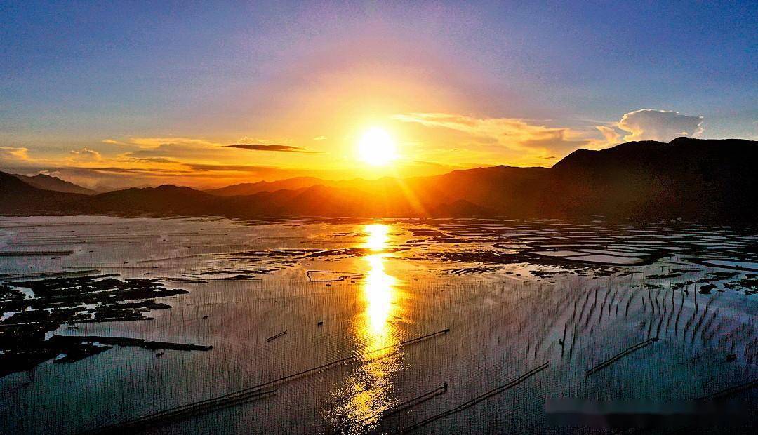 《摄影家天堂》霞浦最美滩涂沙江s湾_竹竿_线条_水道