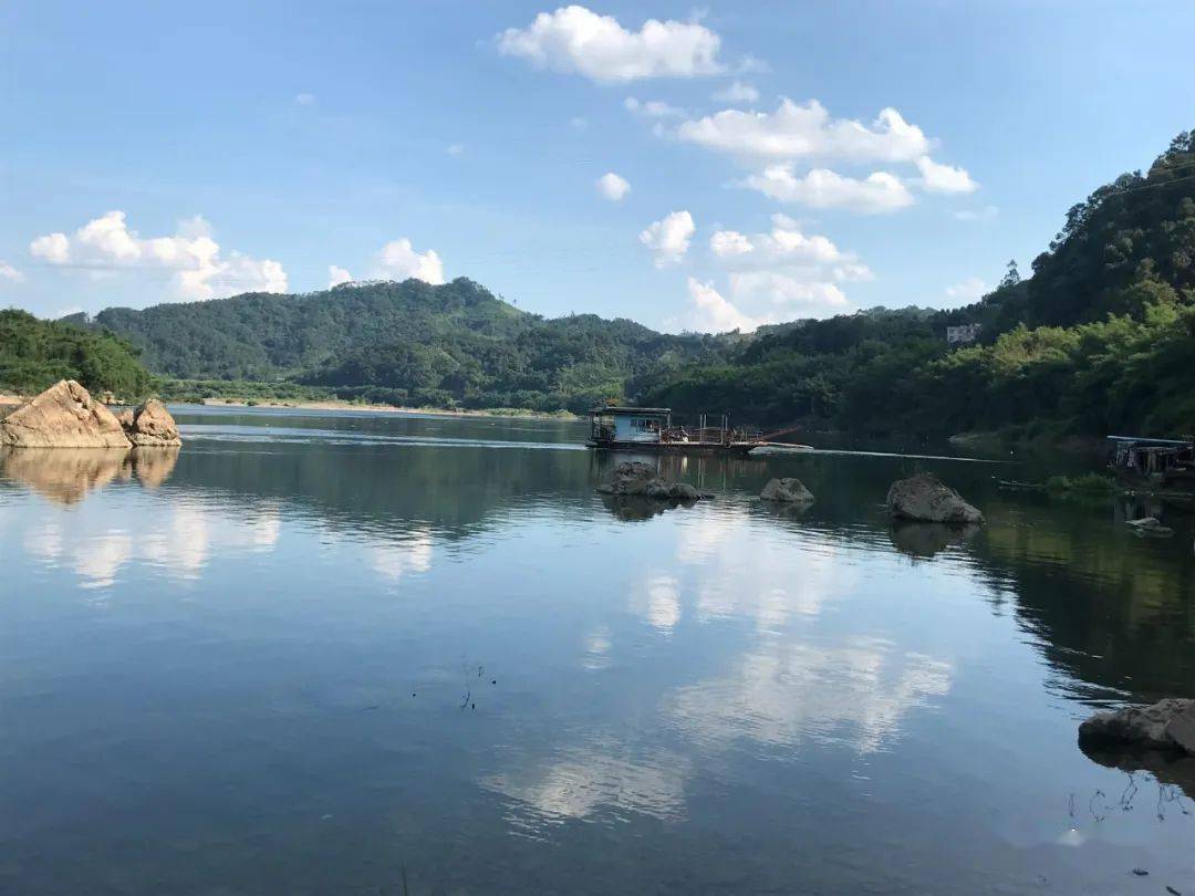 昭平的山昭平的水,怎么看怎么美_桂江_天空_梦里