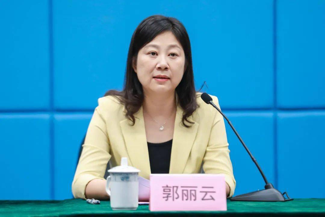 发布会上,郭丽云介绍,7月14日我市印发《珠海市"产业新工匠"培育工程