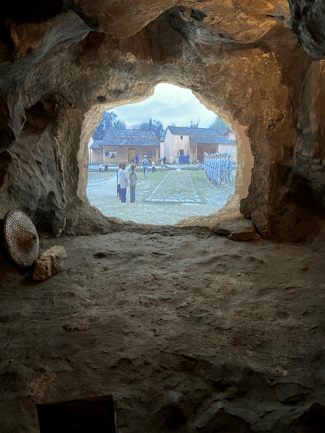 无障碍博物馆丨艺术精品说井冈:短视频《红军洞》_营长_训练_军民关系