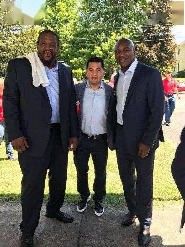 拳击界的生死冤家,霍利菲尔德与里迪克鲍的那些故事