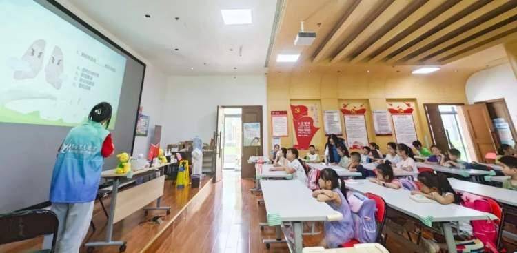 松江这群大学生走街串巷IM电竞 IM电竞app只为这件事→(图2)