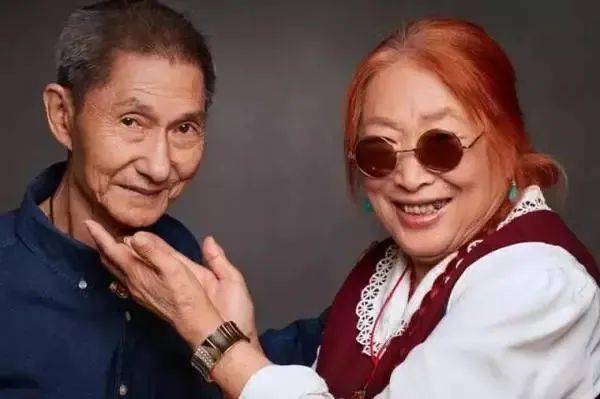 冯唐:身价上亿,热爱妇女_母亲_父亲_罗永浩