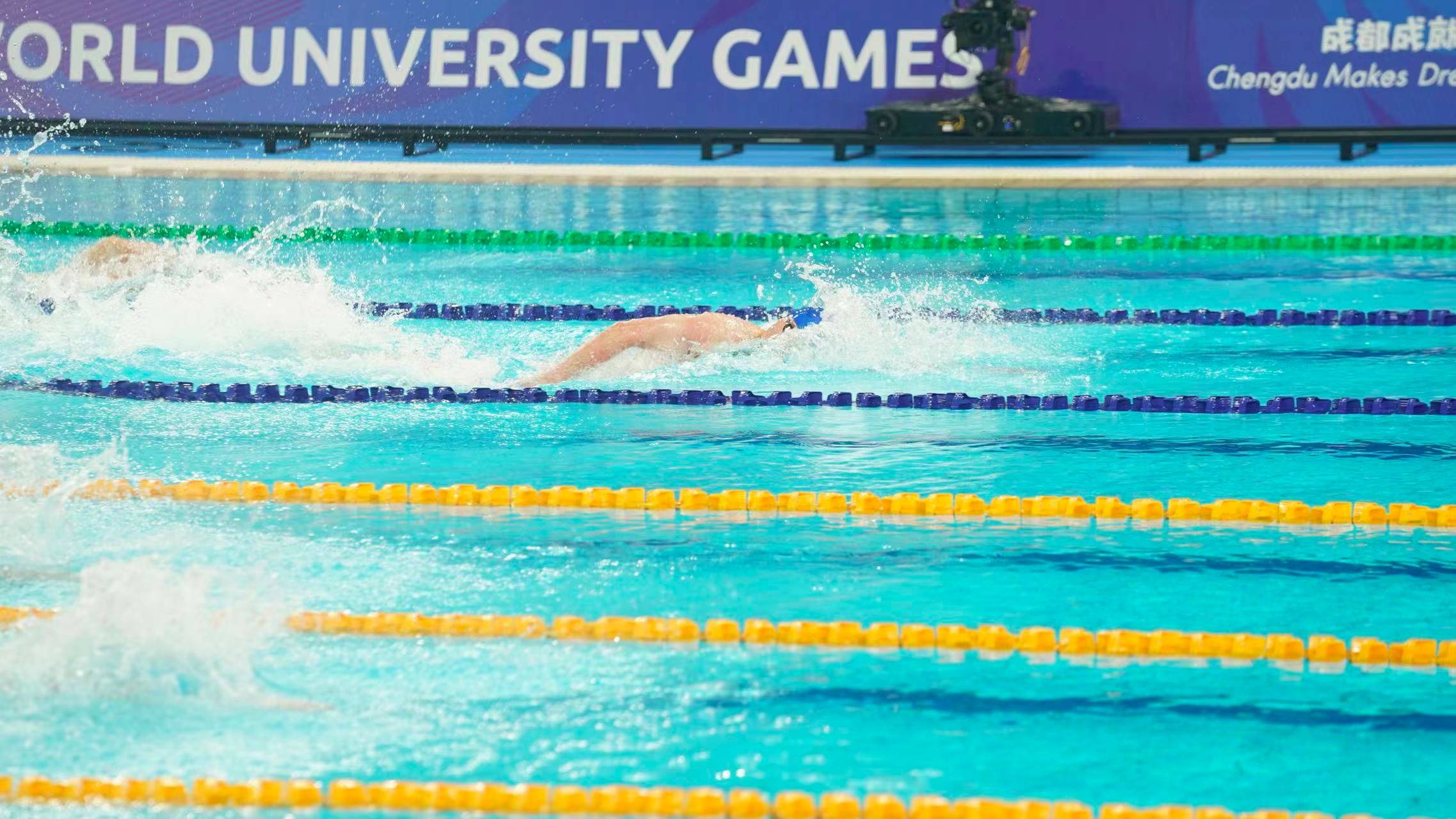 4x100