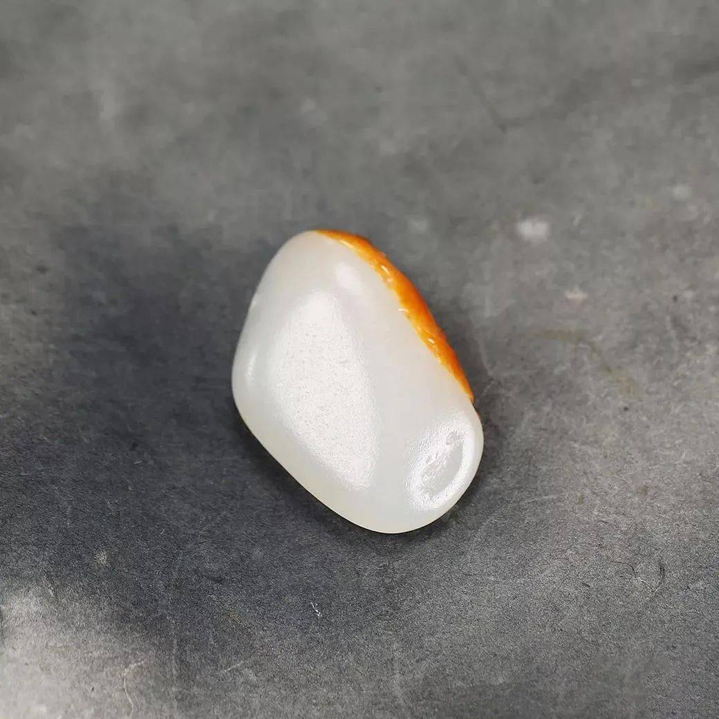 老手都知道,这4种外表"透白"的和田玉,一定要远离_料子_白度_玉友