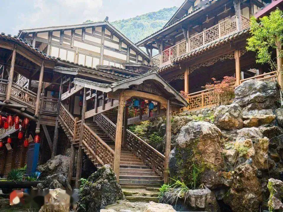 全球学子嘉游赣 | 隐居61石头部落——这个德兴深处的石头村藏了一