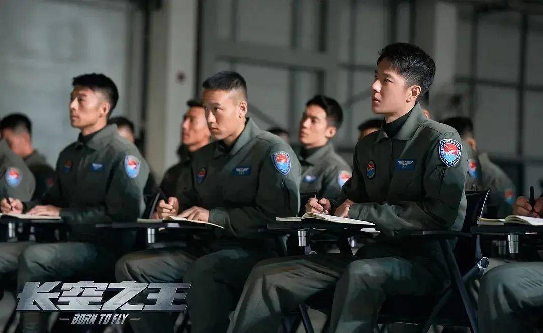文艺评论丨刘海波:高保真如何成就《长空之王》_中国_飞行_影片